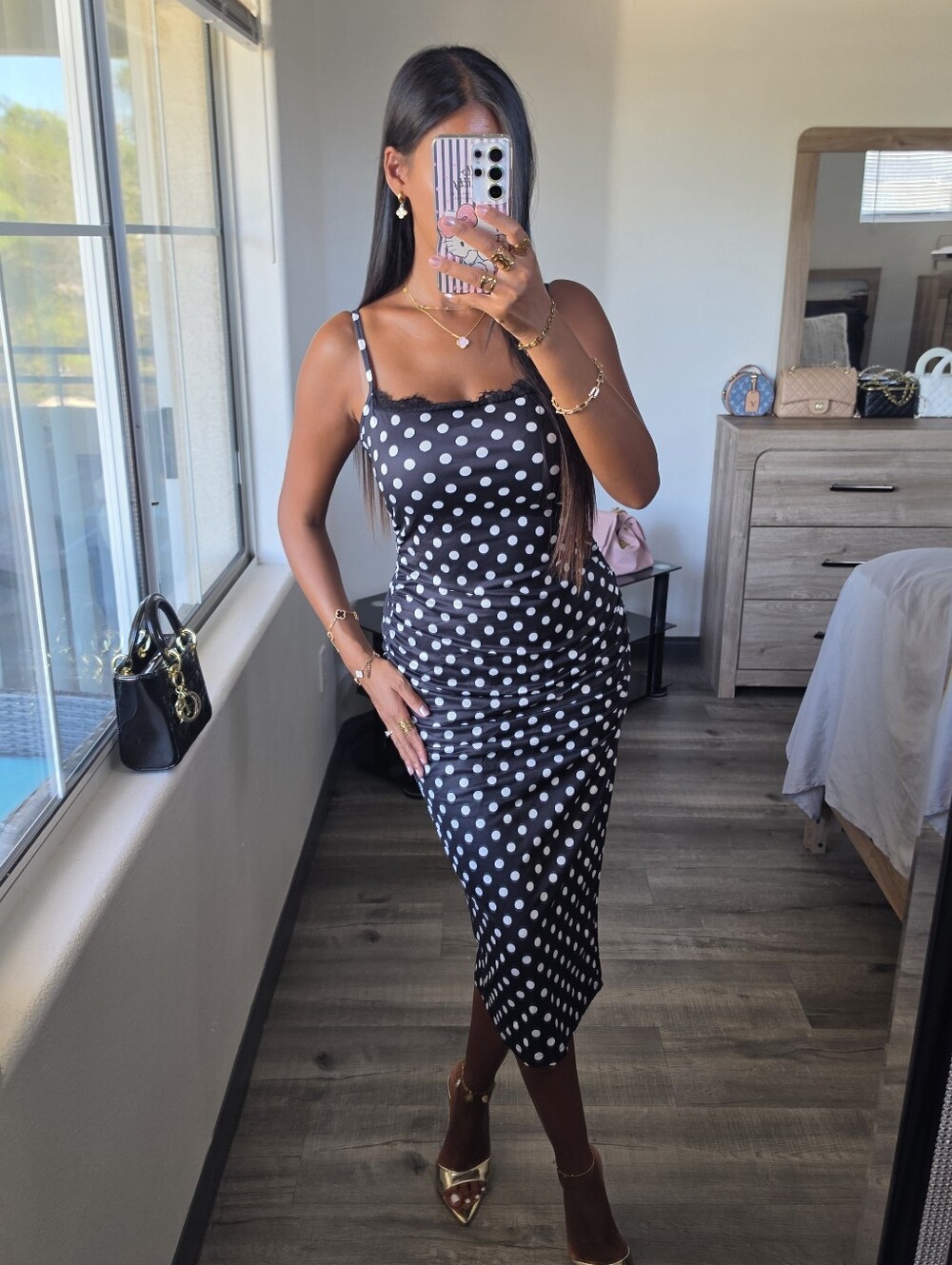 Long black dress with white polka dots lace collar tight-fitting Very Stretchy